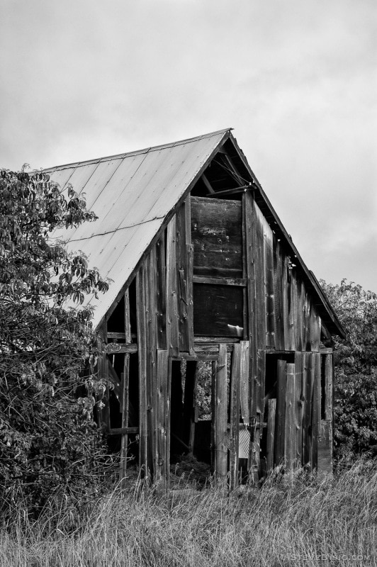 A black and white photograph of an old barn on Alice Road in rural Kittitas County near Cle Elum, Washington.